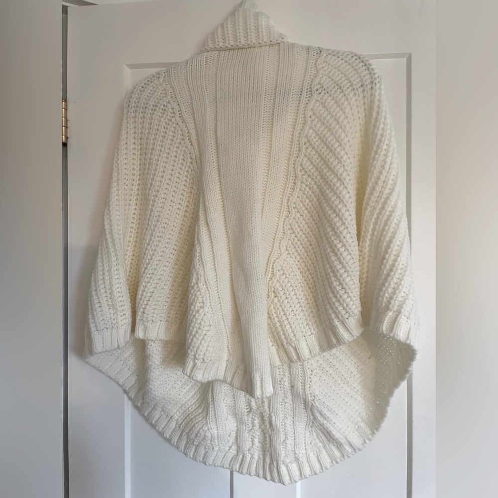Ivory Cable Knit Shawl